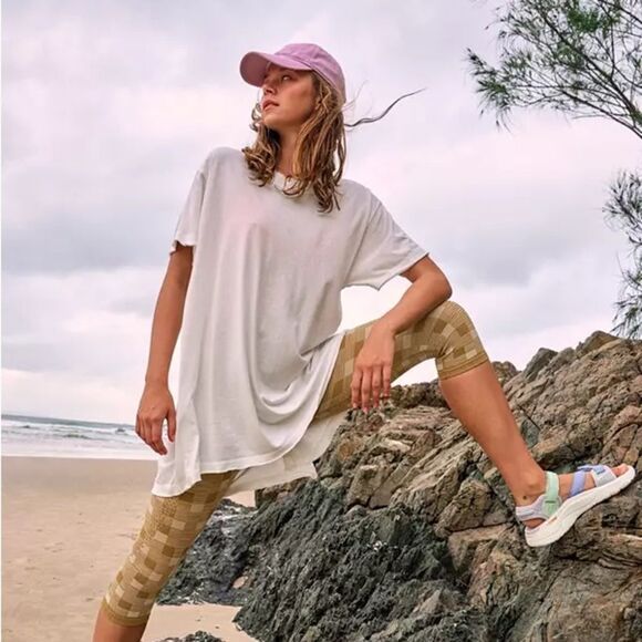 NWT Free People Movement Women's Leg Day Tee | Small | white - Picture 2 of 8